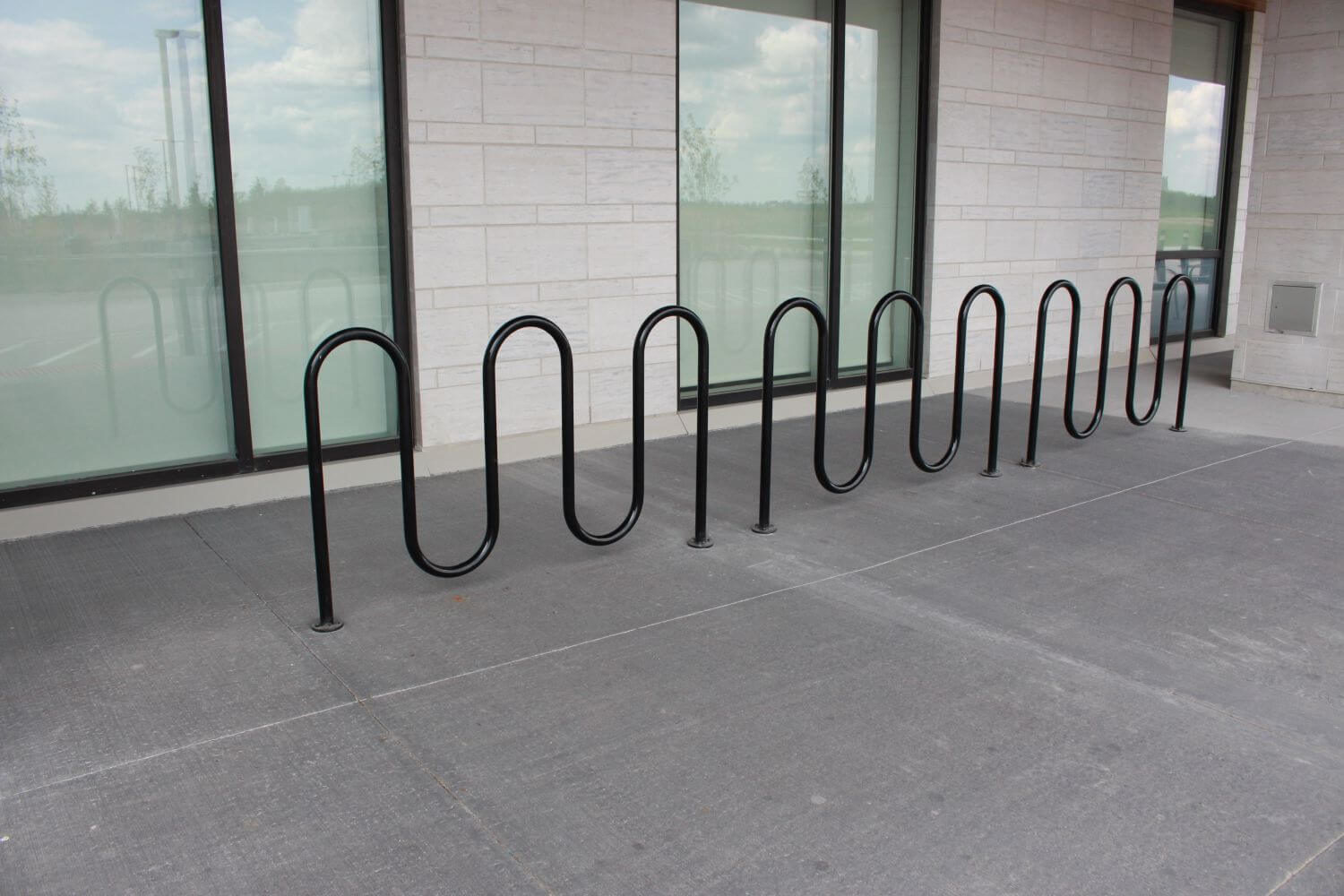 Black 400 Series Bike Racks