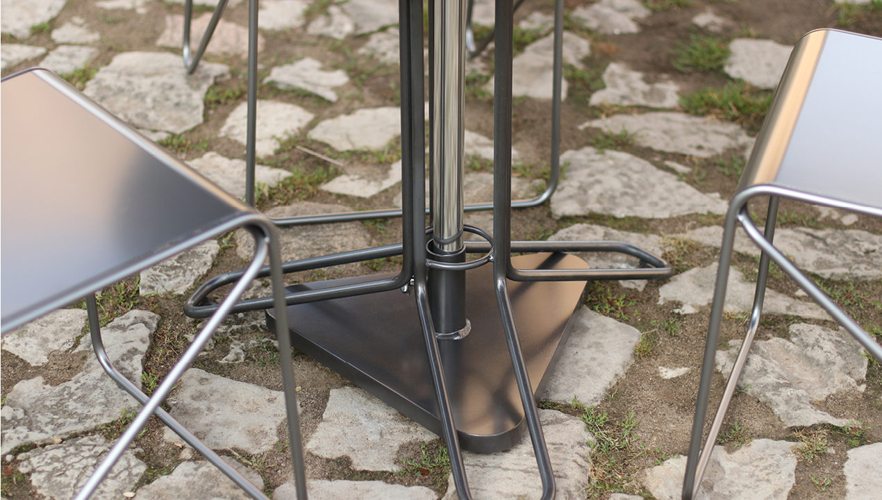 Kontur Base of the Table