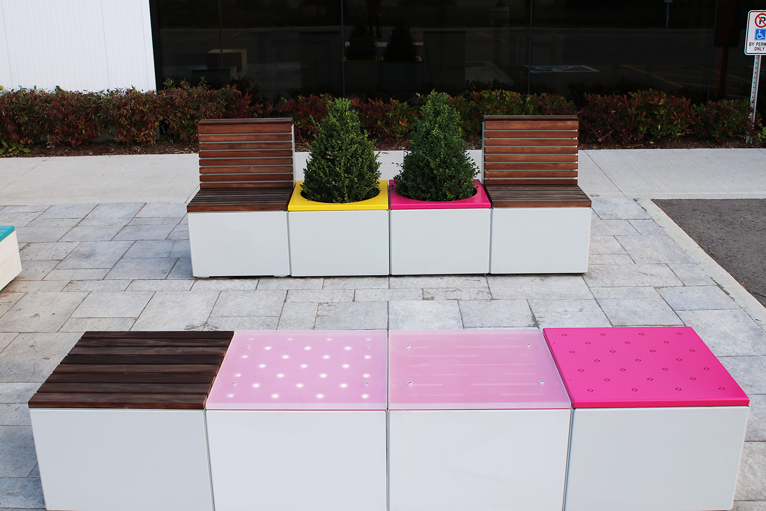 Pixel blocks with wood, metal and clear chroma tops