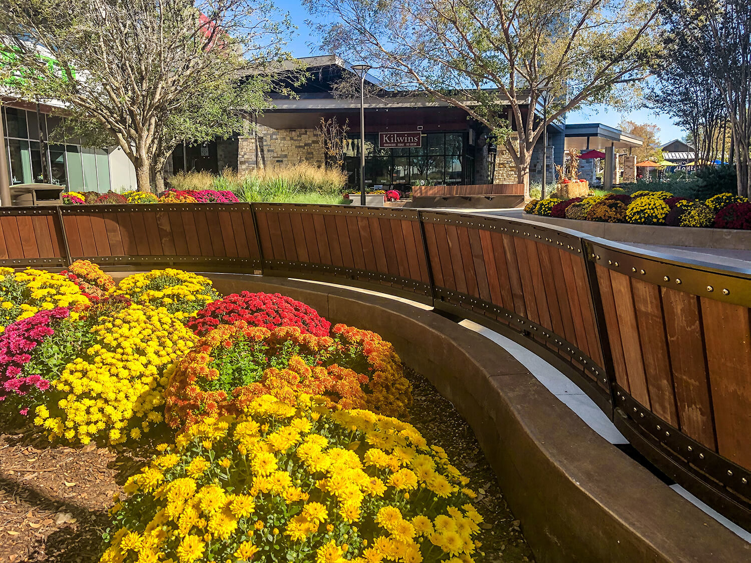 Back of Ogden cantilever bench overlooking restaurant at Grandscape