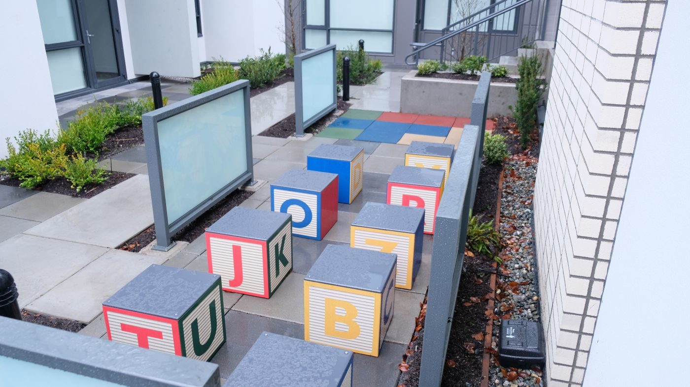 Custom Alphabet Blocks Seating 001