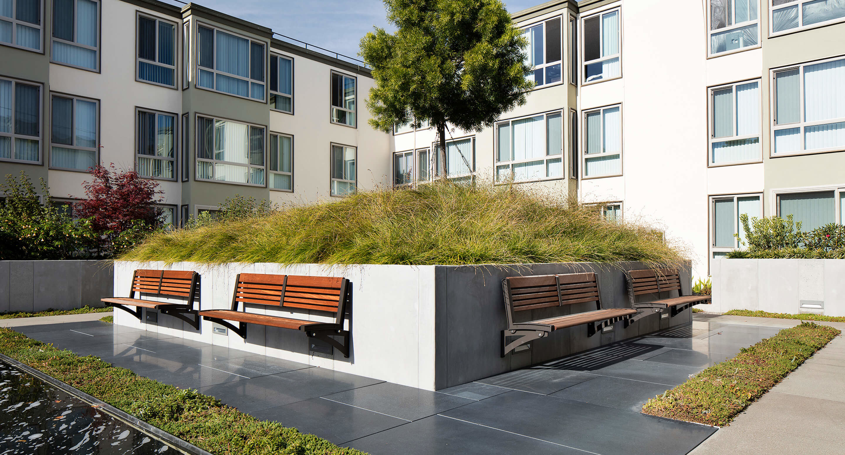 maglin_mbe-0720-backed-benches_1