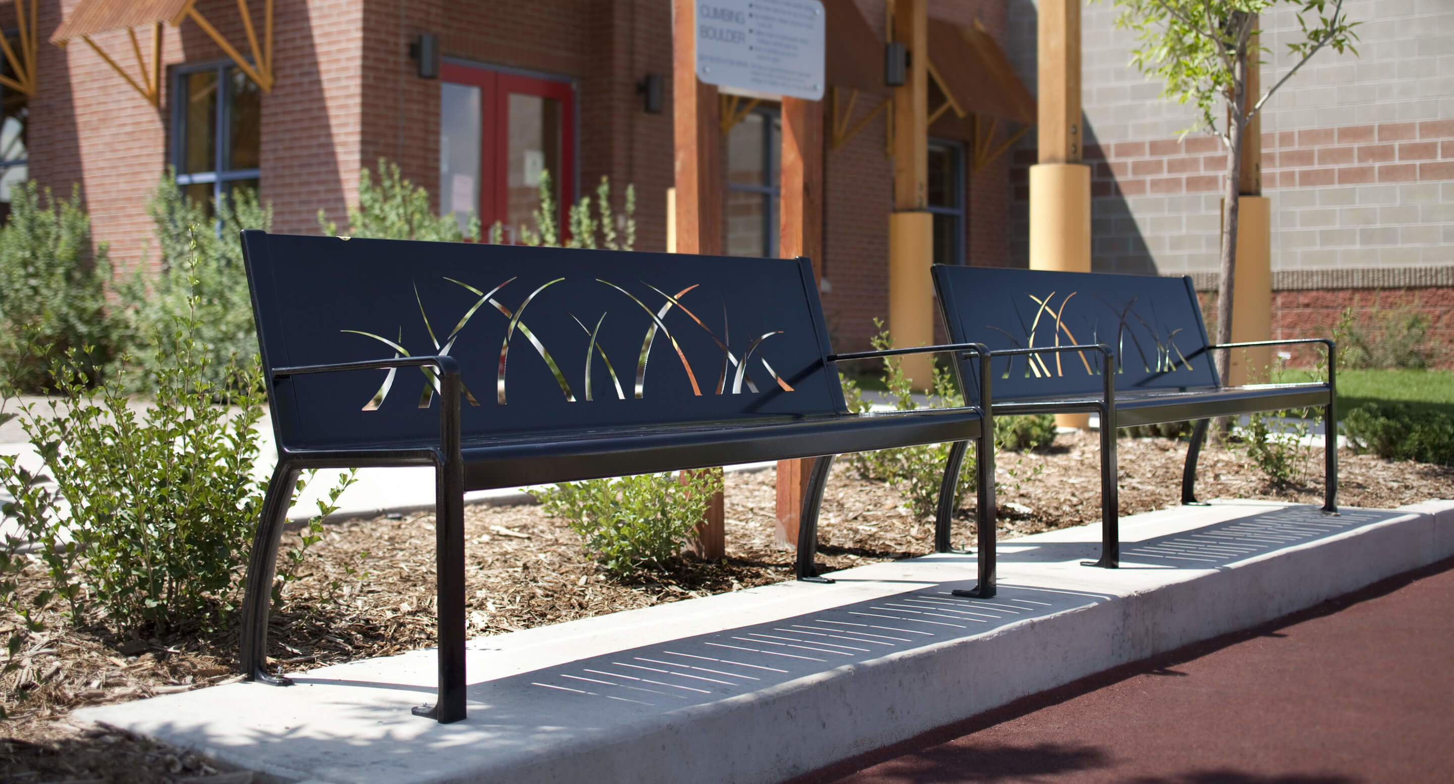 maglin_mbe-0970-backed-bench_1