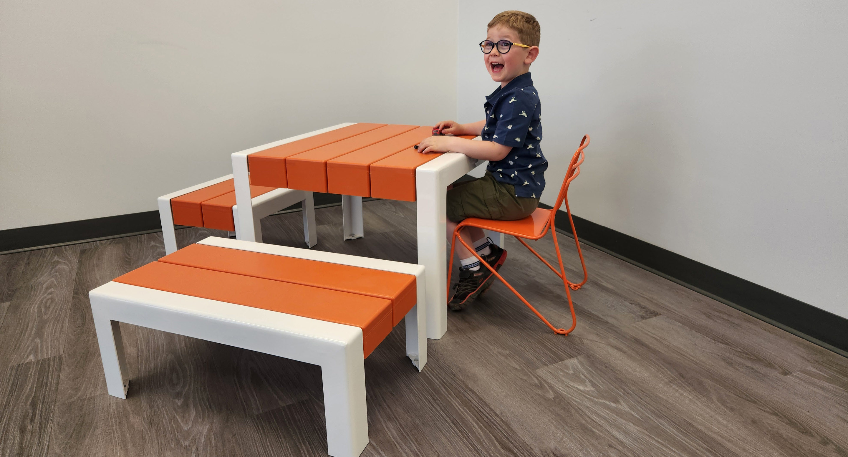maglin_childrens-kontur-chair-3