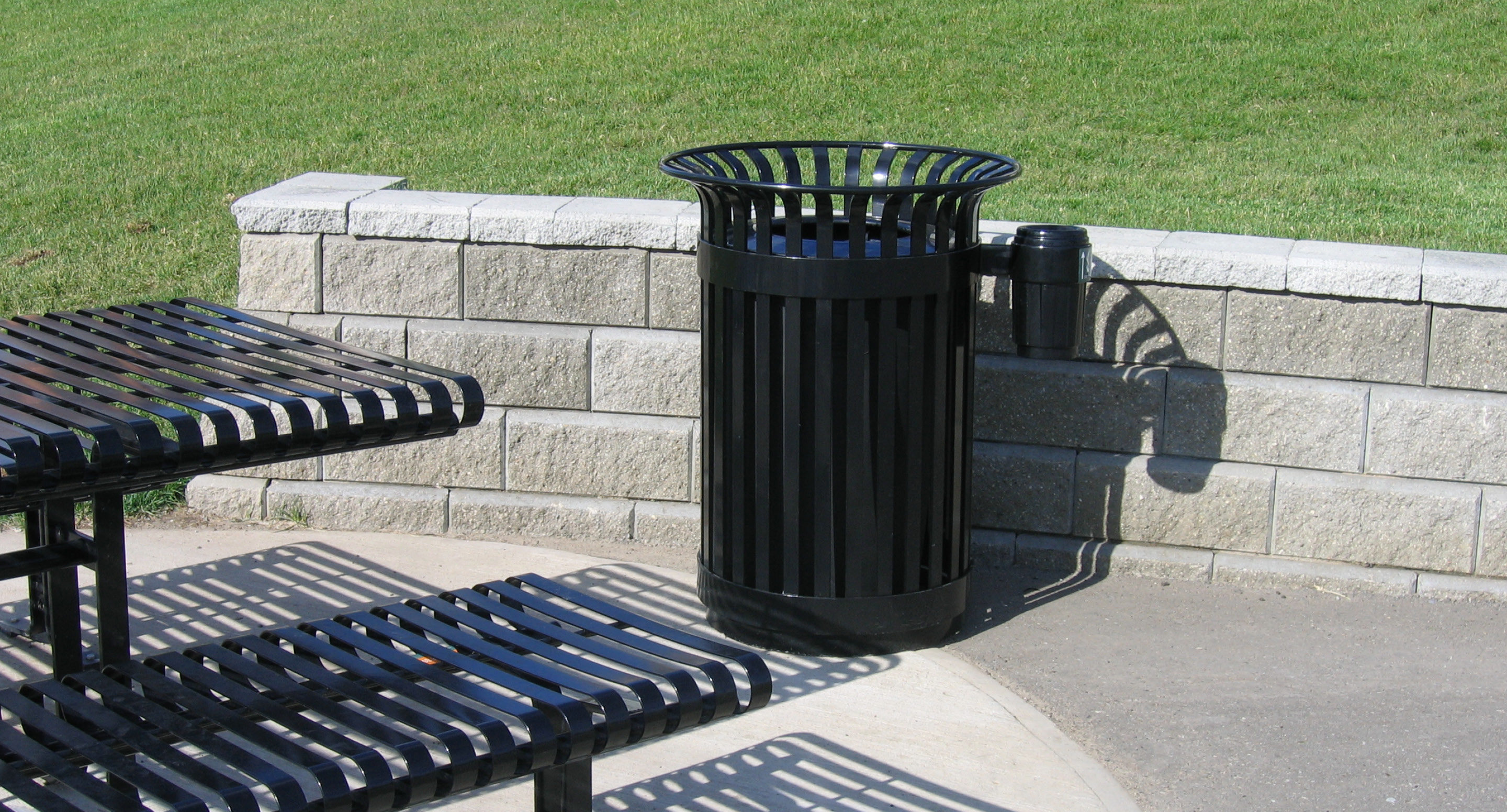 maglin_mar-0100-side-ash-receptacle-3