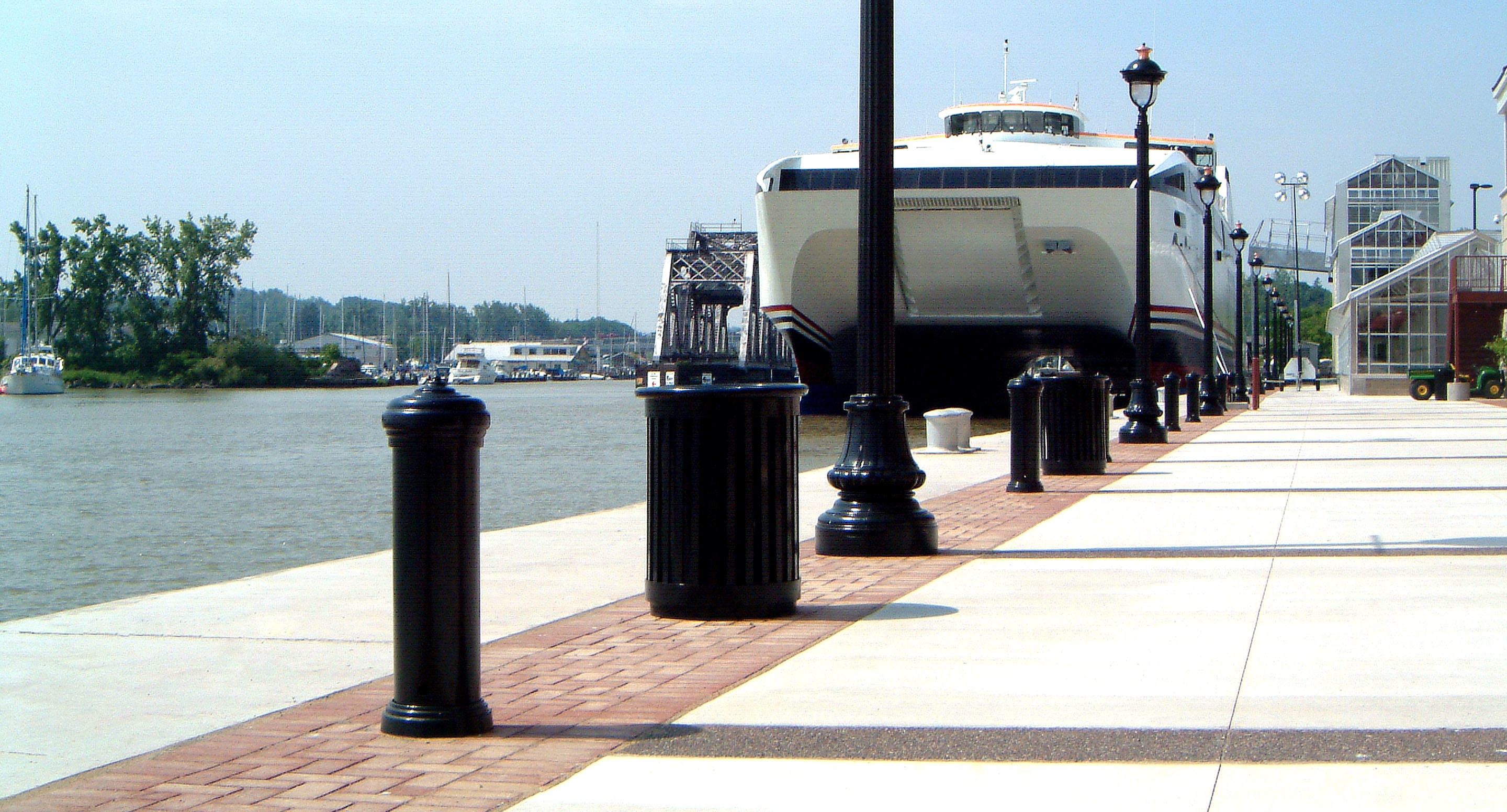 maglin_mbo-0200-bollards-1