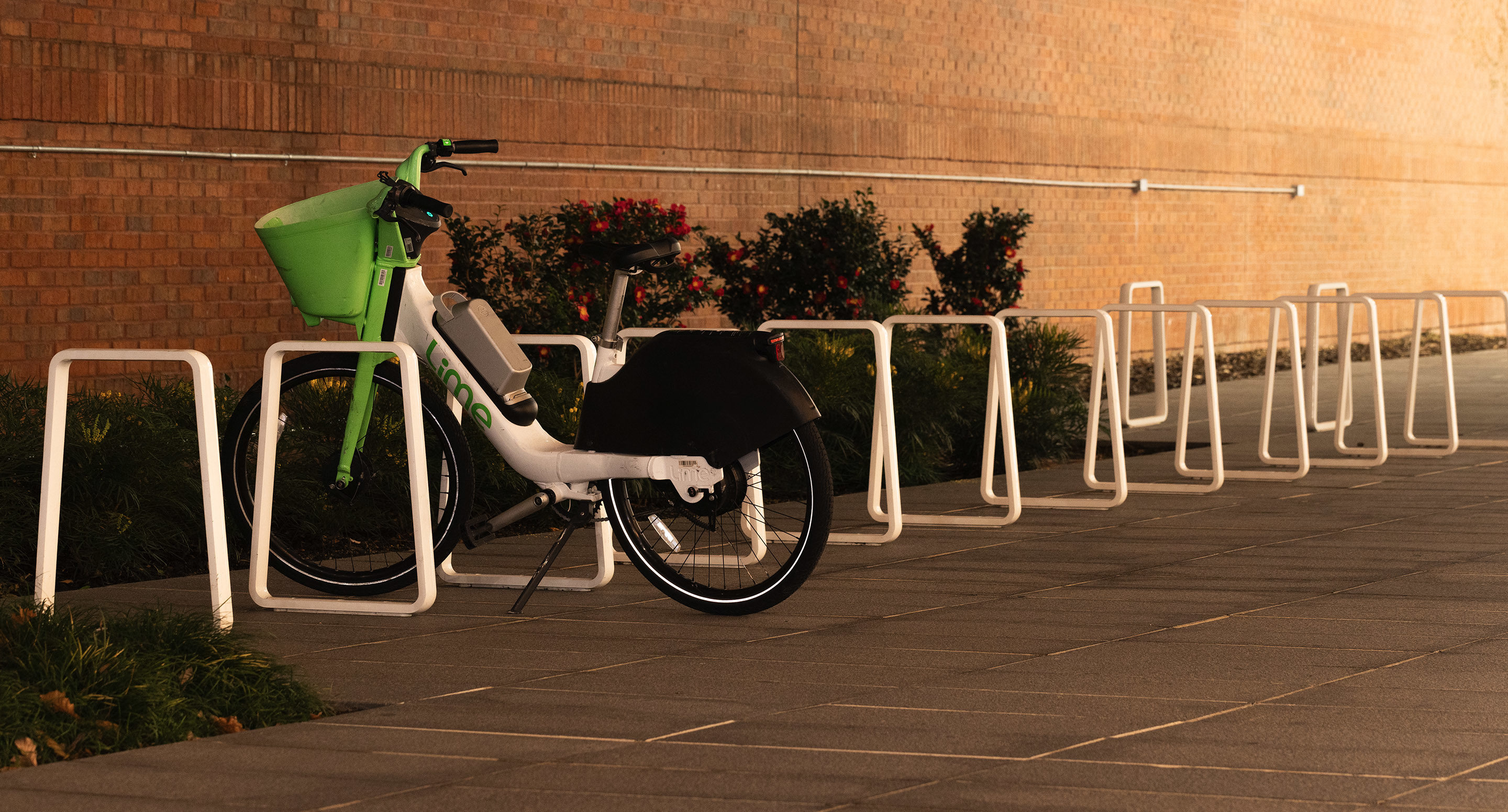 maglin_mbr-2300-bike-racks-2