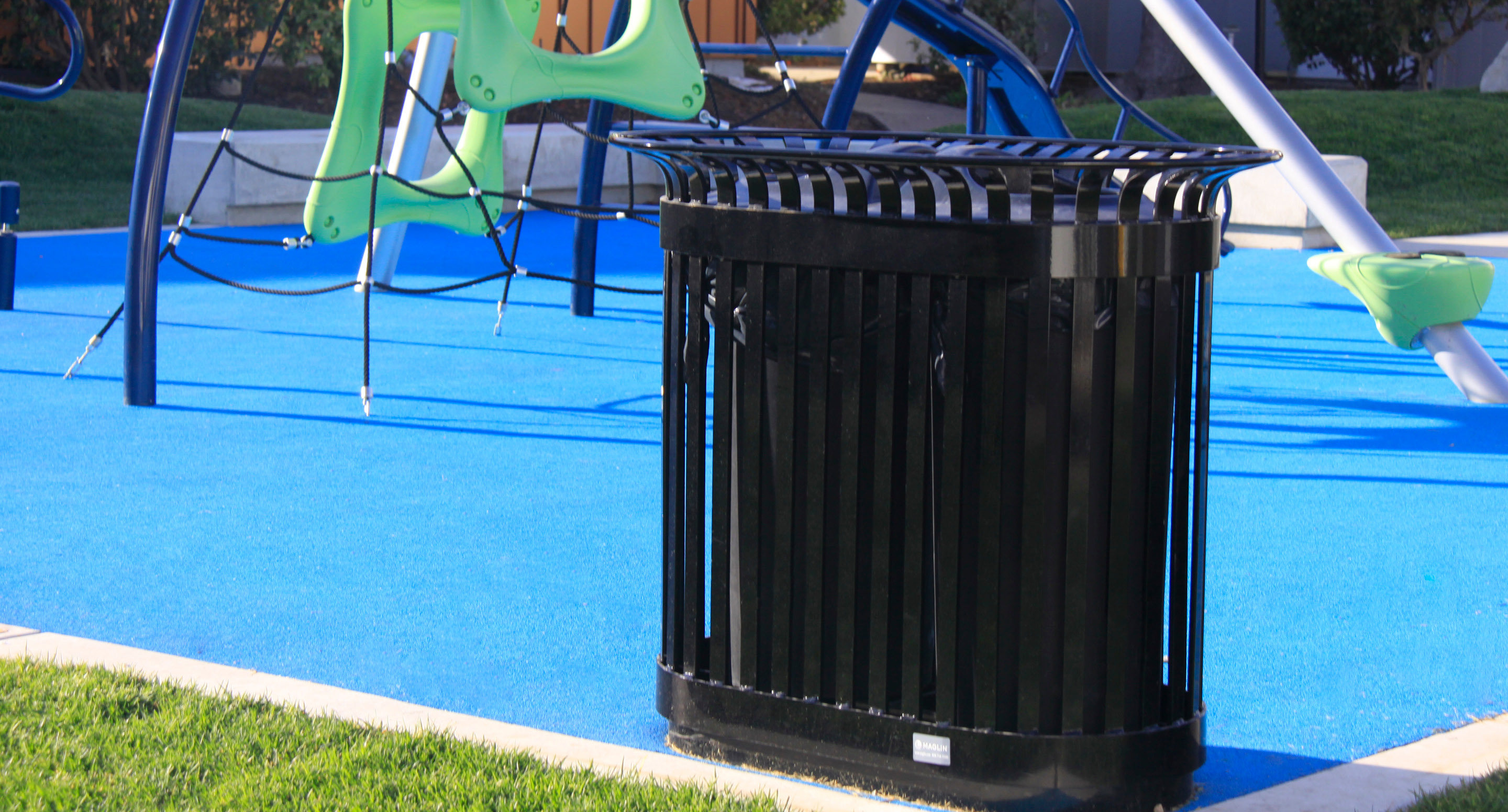 maglin_mrr-0200-recycle-receptacles-1