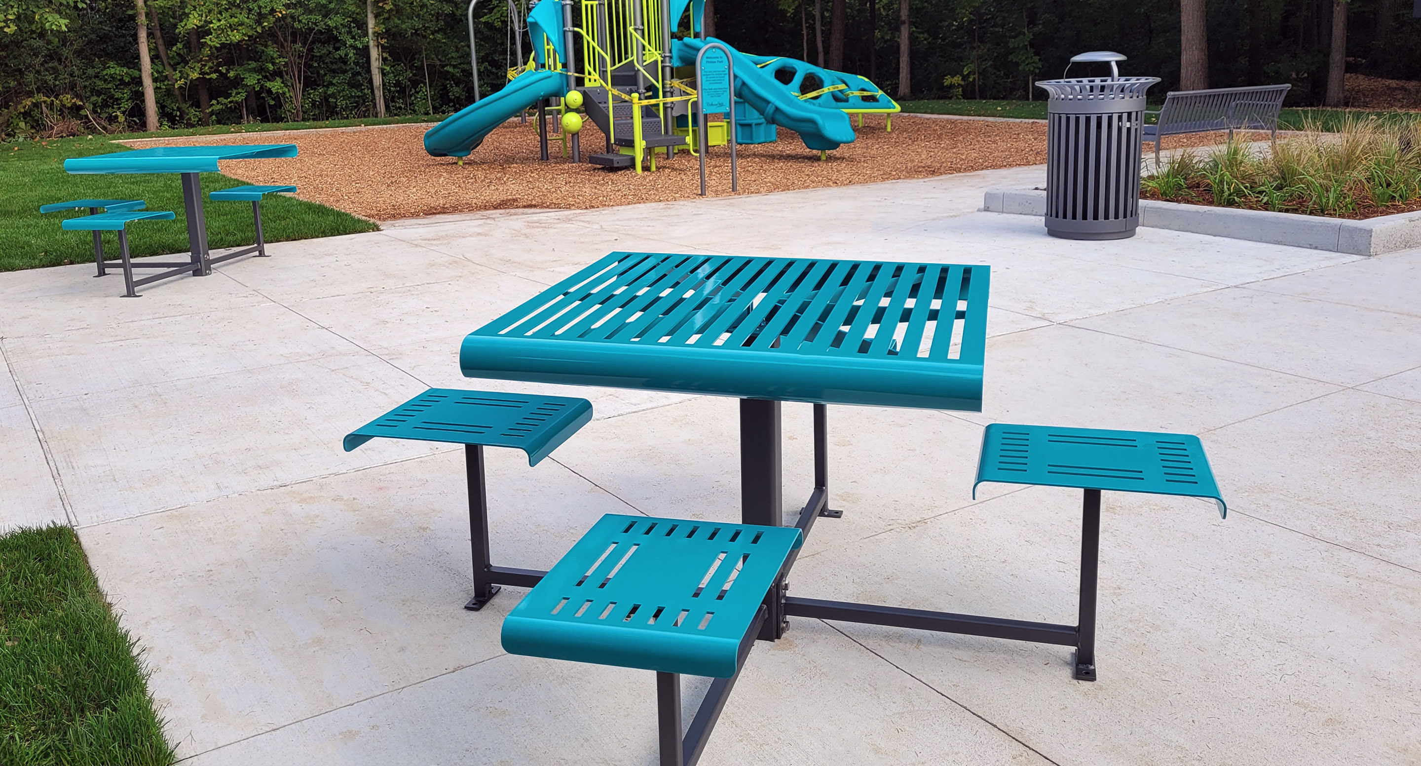 maglin_mtb-0400-cluster-seating-1