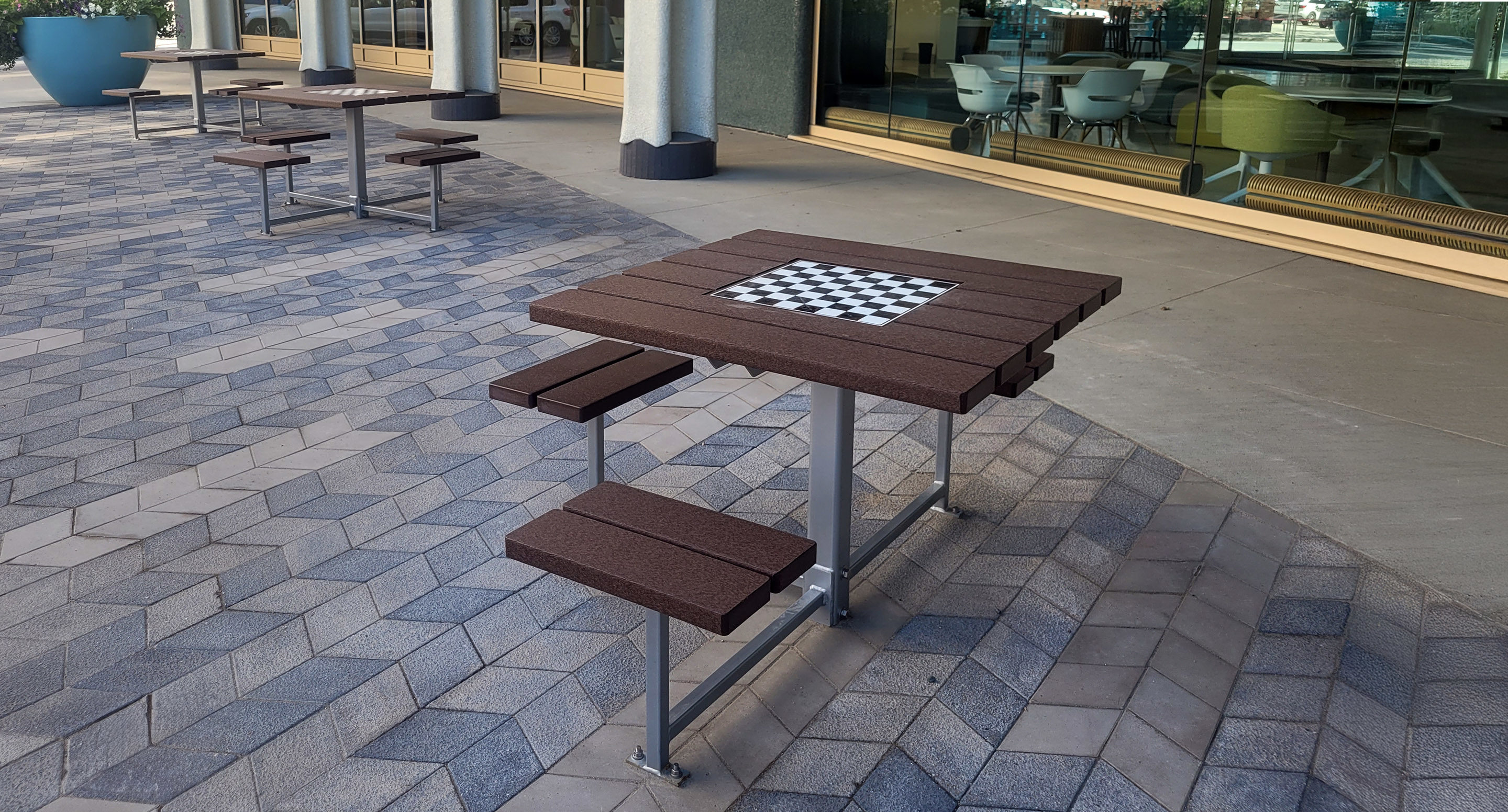 maglin_mtb-0400-cluster-seating-2