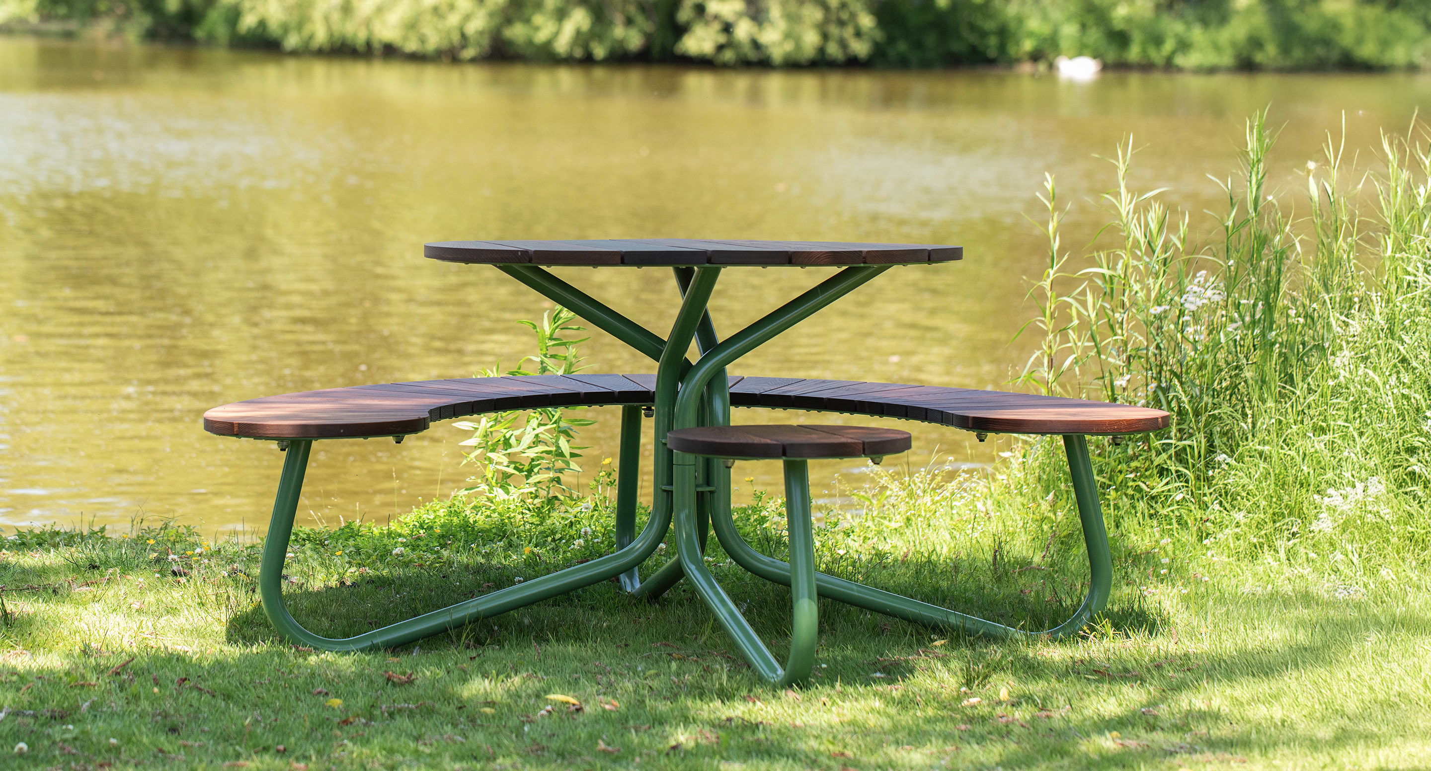 maglin_mtb-2800-fava-cluster-seating-1